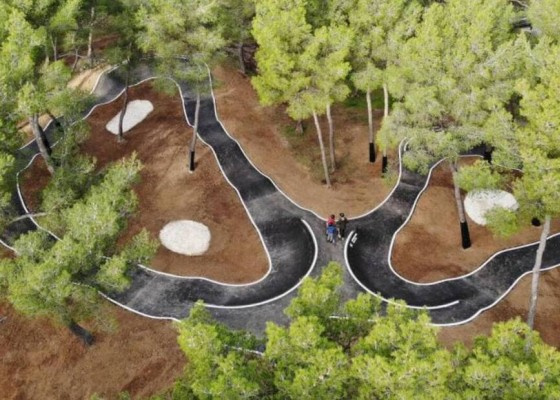 Image d'illustration pour : Pumptrack Image d'illustration pour : Pumptrack